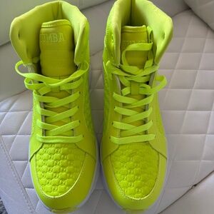 Zumba Air Boss Neon Yellow High Top Dance Fitness Sneakers 9.5